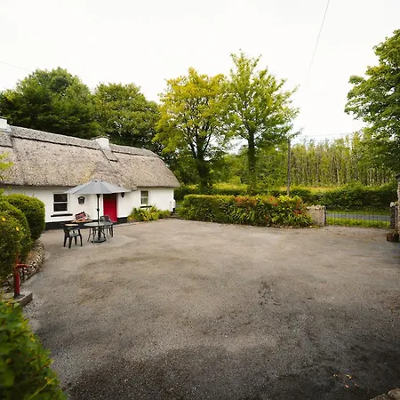 Longford Yellow Star Self-catering *