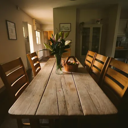 בית נופש Longford Yellow Star Self-catering Esker South