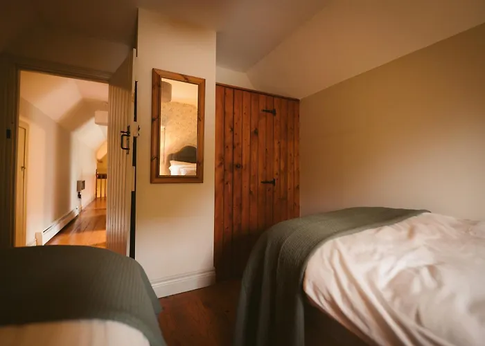 Longford Yellow Star Self-catering Сasa de vacaciones Esker South