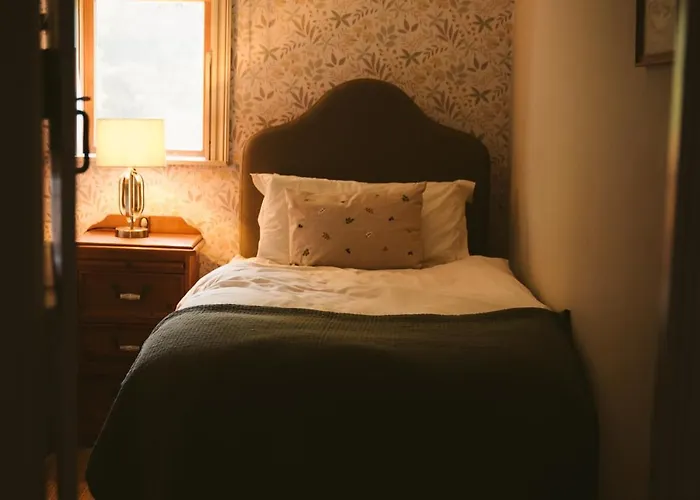 Longford Yellow Star Self-catering Holiday home